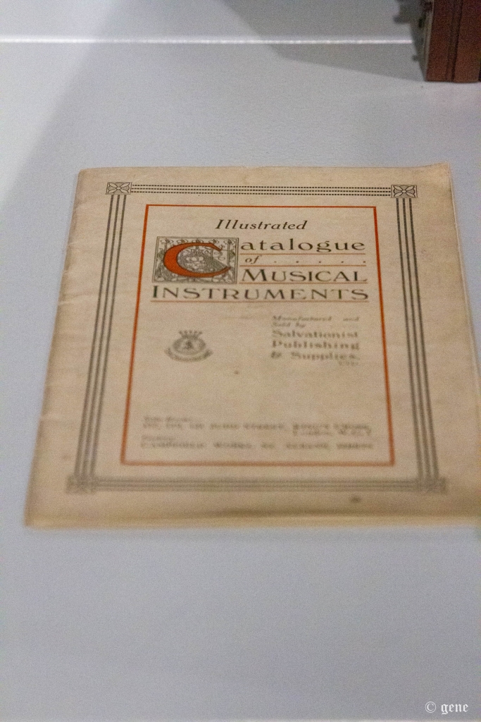 Salvation Army Musical Instruments Catalogue 救世軍の楽器カタログ