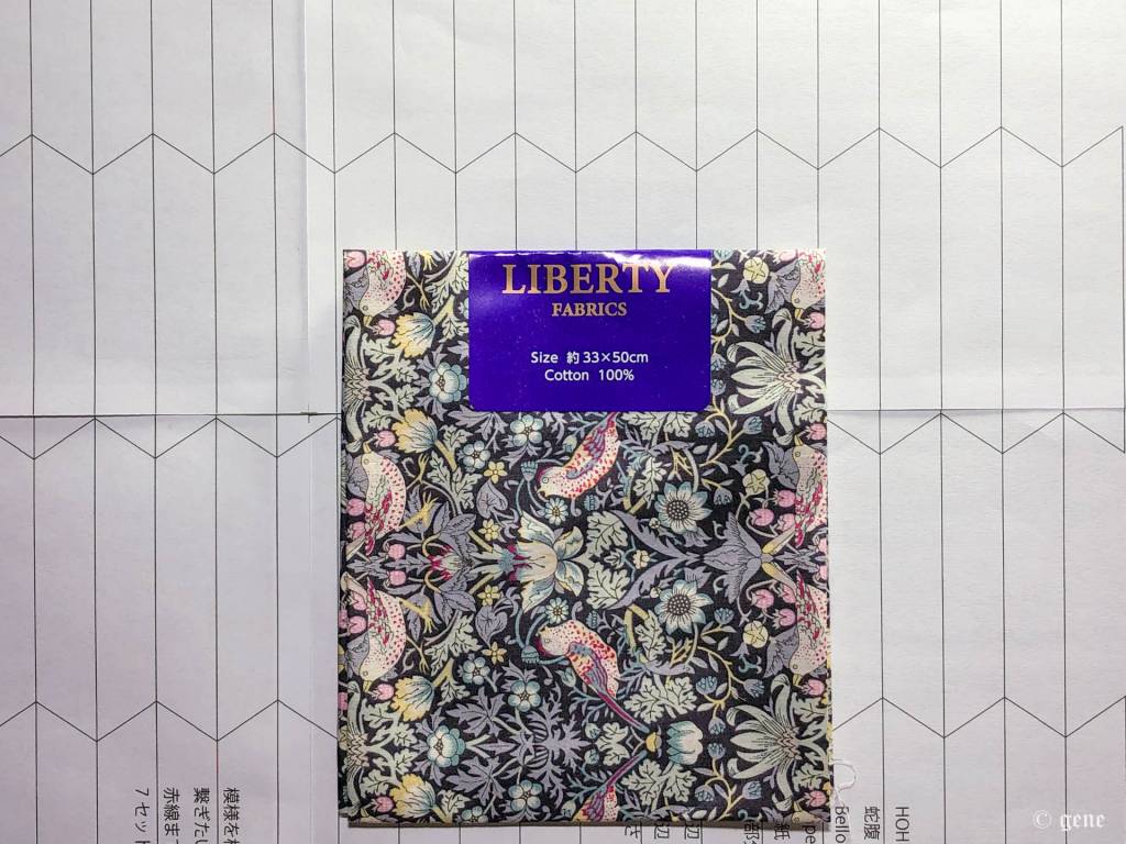 Liberty PrintとBellows Paperの型紙